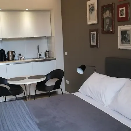 Appartement Fashion House Elvira 1 à Bergame Extérieur photo